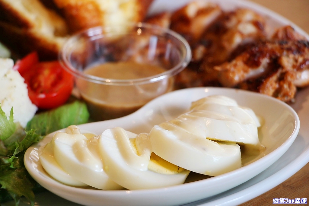 南屯|台中日式風格輕食咖啡館,想與熱門彷真貓頭鷹拍照來這就對了! - 微笑Joe幸運