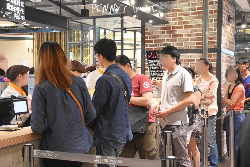 【中壢甜點】安普蕾修起士塔新口味!! 10/2~10/8 黑白胡麻系列第二盒半價 - 中壢大江購物中心