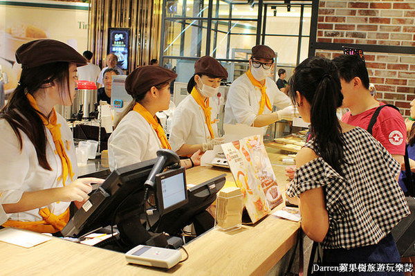 安普蕾修(大江購物中心快閃店)：『桃園中壢美食』安普蕾修起士塔大江店&6000坪大江購物中心商城同步開幕地下遊逛街城懶人包