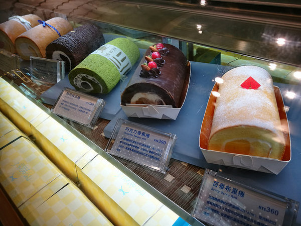 安普蕾修(大江購物中心快閃店)：『桃園中壢美食』安普蕾修起士塔大江店&6000坪大江購物中心商城同步開幕地下遊逛街城懶人包