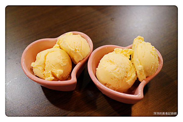 【台北美食】喜園風味涮涮鍋忠孝東路店 ~ 超值雙人特餐大啖無骨牛小排、8種海鮮、松阪豬❤甜點、冰淇淋無限吃到飽/捷運美食 - 捷運後山碑站