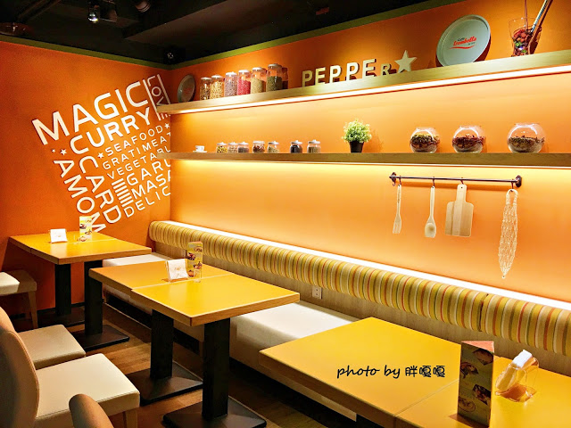 【台中 南屯】魔法咖哩Magic curry~~可以免費續飯、續咖哩醬，根本就是大胃王的天堂，咖哩口味也不少，還有神秘的黑咖哩哦~~