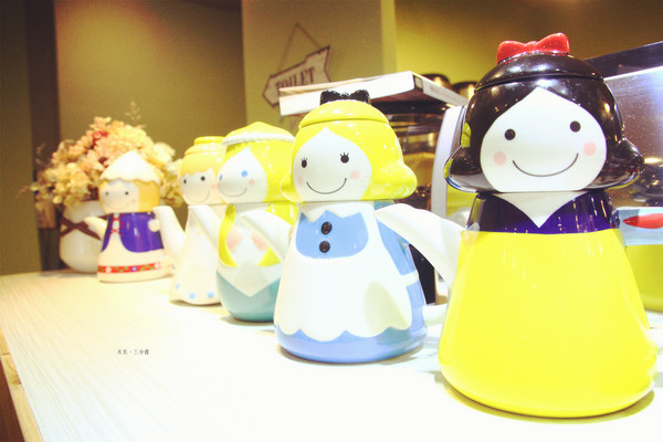 Ona.Rina Icing 歐娜。瑞娜 早午餐：【新北市板橋區。早午餐】Ona.Rina Icing 歐娜。瑞娜 早午餐 輕食早午餐 平日用餐無限時 一起來悠閒吃早餐吧~新埔捷運站