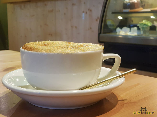 板橋美食『Ona.Rina Icing歐娜。瑞娜早午餐』｜P M E& Wilton 蛋糕裝飾認證教室｜飽到嫑嫑的早午餐｜cp值超高｜煙燻鮭魚班尼迪克｜歐娜招牌烤雞腿