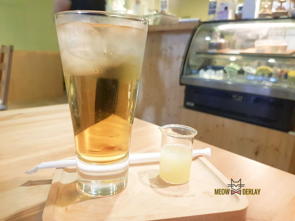 板橋美食『Ona.Rina Icing歐娜。瑞娜早午餐』｜P M E& Wilton 蛋糕裝飾認證教室｜飽到嫑嫑的早午餐｜cp值超高｜煙燻鮭魚班尼迪克｜歐娜招牌烤雞腿