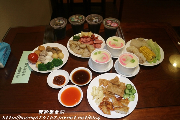 甜不二黑輪店：【新北板橋區】回訪口味依然好吃的『甜不二黑輪店』板橋銅板美食/消夜首選/近致理科技學院