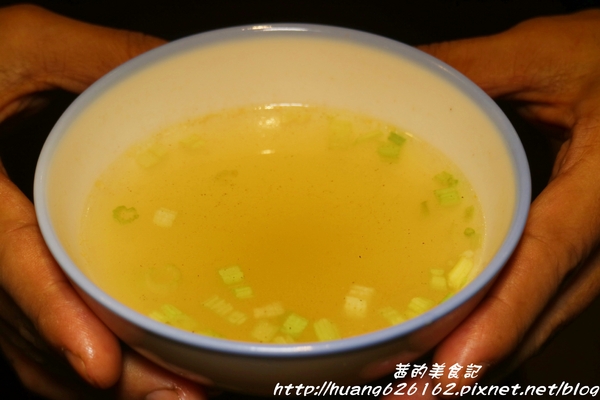 甜不二黑輪店：【新北板橋區】回訪口味依然好吃的『甜不二黑輪店』板橋銅板美食/消夜首選/近致理科技學院