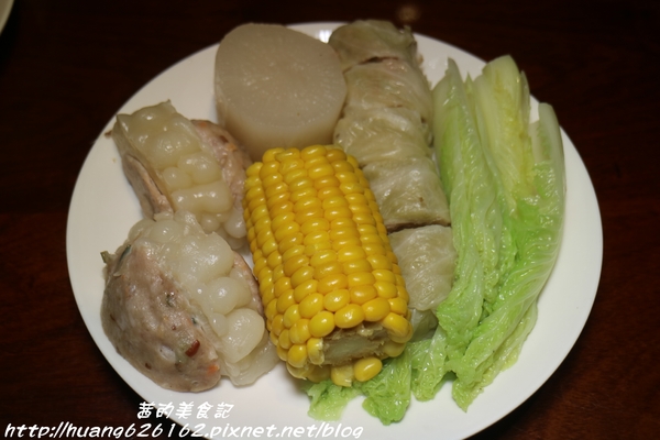 甜不二黑輪店：【新北板橋區】回訪口味依然好吃的『甜不二黑輪店』板橋銅板美食/消夜首選/近致理科技學院