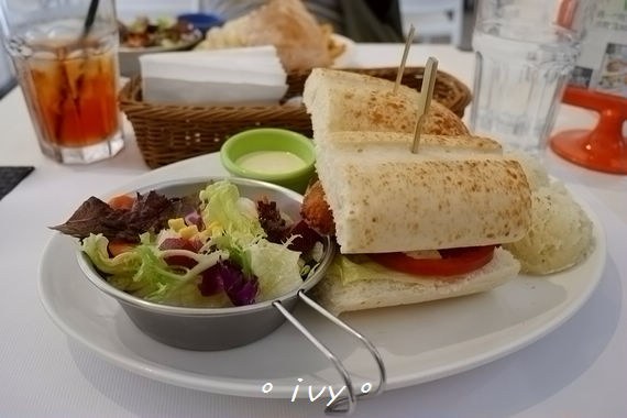 Bazar Blanc 白色小舖(Bazar Blanc 白色小舖(巨城店))：新竹/早午餐。二訪白色小舖(巨城店)