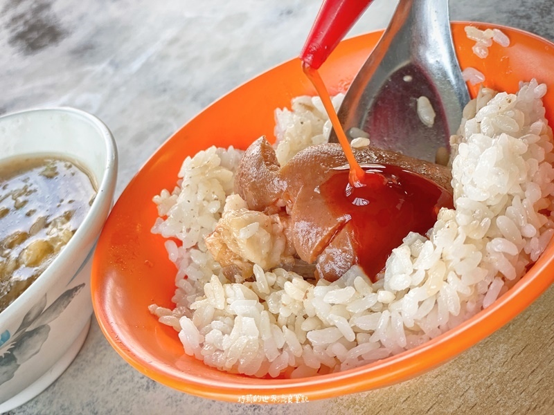 松哥鯊魚皮羹 || 台中大里在地美食，凌晨四點大里早餐吃這味！