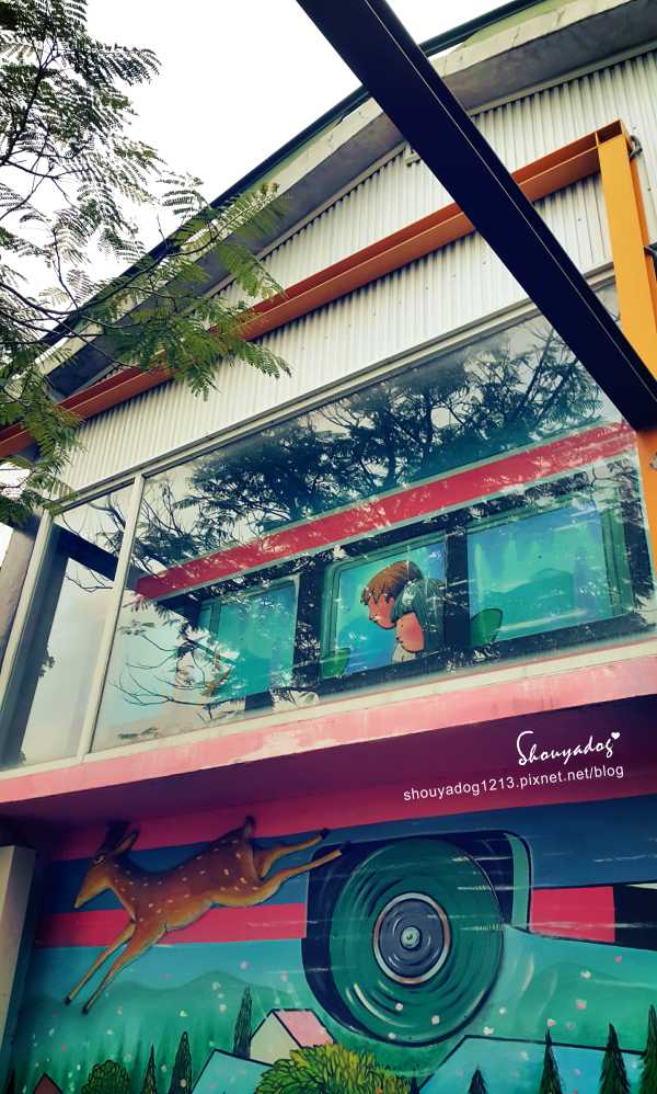 幾米公園廣場：【觀光景點】好像身入繪本中的幾米公園