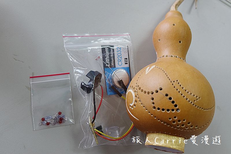 高雄永安品魚鹽之道一日漁夫輕旅行智慧旅遊【高雄旅遊】~蘇班長安心石斑 鑽石沙灣夕陽+龍膽石斑盛宴AR菜單 鑽石魚燈 彩鹽草蜢DIY