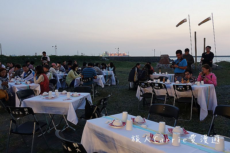 高雄永安品魚鹽之道一日漁夫輕旅行智慧旅遊【高雄旅遊】~蘇班長安心石斑 鑽石沙灣夕陽+龍膽石斑盛宴AR菜單 鑽石魚燈 彩鹽草蜢DIY
