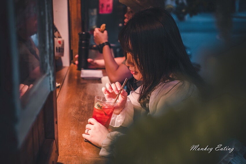 【彰化員林】魚蕾12號│隱藏巷弄露天咖啡店，現烤鯛魚燒、手沖咖啡、特調氣泡飲。員林美食推薦 - 貪吃猴的幻想