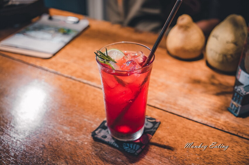 【彰化員林】魚蕾12號│隱藏巷弄露天咖啡店，現烤鯛魚燒、手沖咖啡、特調氣泡飲。員林美食推薦 - 貪吃猴的幻想