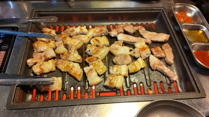 【台北大安】小班韓式料理 | 韓式烤肉 | 國父紀念館美食 | 韓亞航空合作餐廳