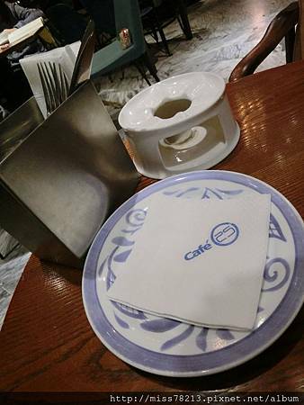 台北東區○ C25度CAFE｜明星愛店下午茶推薦、手做限量甜點法式布丁吐司太強大、咖啡優質很順口、推薦東區下午茶餐廳