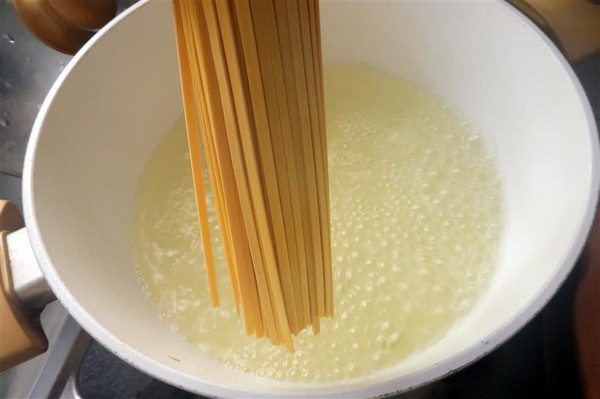 豐滿生技博士紅薑黃:MIT養生超級紅薑黃 紅薑黃芝麻醬 涼拌龍鬚菜 中華涼麵影片 薑黃養生料理~ 豐滿生技博士紅薑黃:MIT養生超級紅薑黃 紅薑黃芝麻醬 涼拌龍鬚菜 中華涼麵影片 薑黃養生料理~