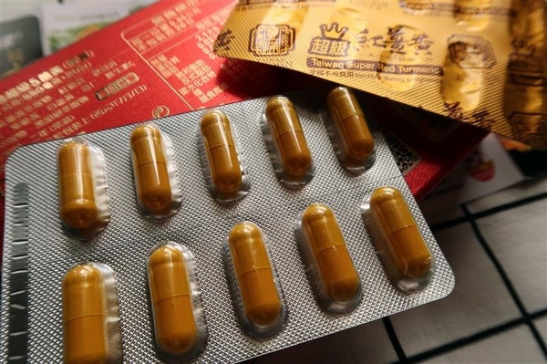 豐滿生技博士紅薑黃： 豐滿生技 薑黃麵線/薑黃拉麵/薑黃芝麻醬食譜 薑黃料理輕鬆做 台灣製造營養全吸收~