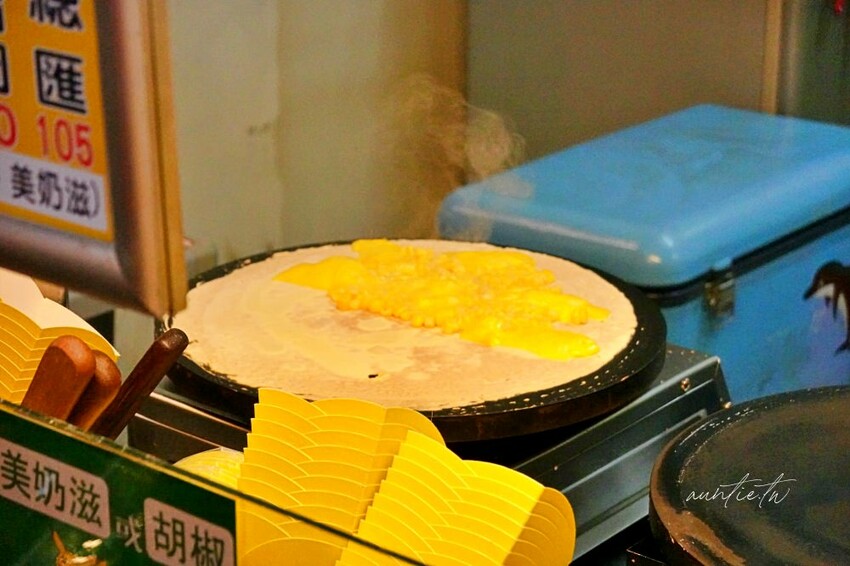 台北市萬華區【台北】南機場夜市｜牛咩咩可麗餅，脆到沒對手，無敵酥脆口感，30種口味可麗餅