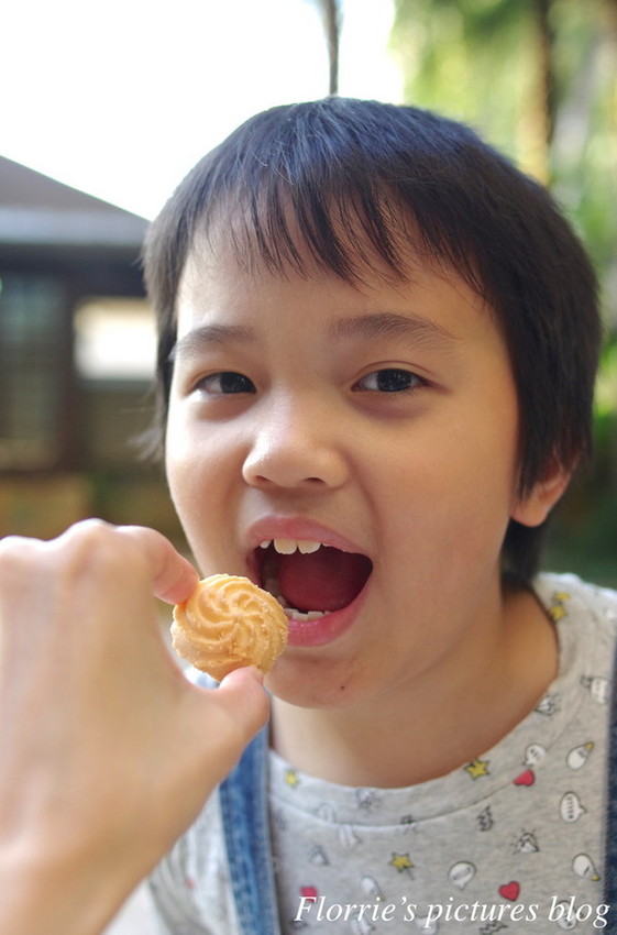 短腿ㄚ鹿：台中(南屯)美食~短腿阿鹿餅乾~台中有名曲奇餅乾店，酥鬆香甜的曲奇餅乾！