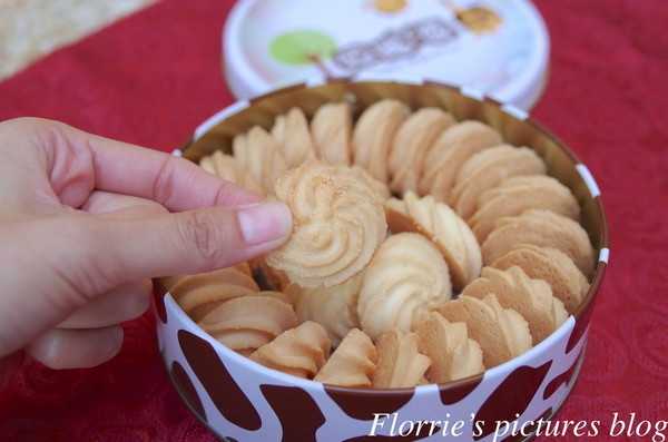 短腿ㄚ鹿：台中(南屯)美食~短腿阿鹿餅乾~台中有名曲奇餅乾店，酥鬆香甜的曲奇餅乾！