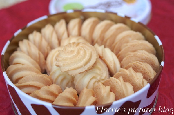 短腿ㄚ鹿：台中(南屯)美食~短腿阿鹿餅乾~台中有名曲奇餅乾店，酥鬆香甜的曲奇餅乾！