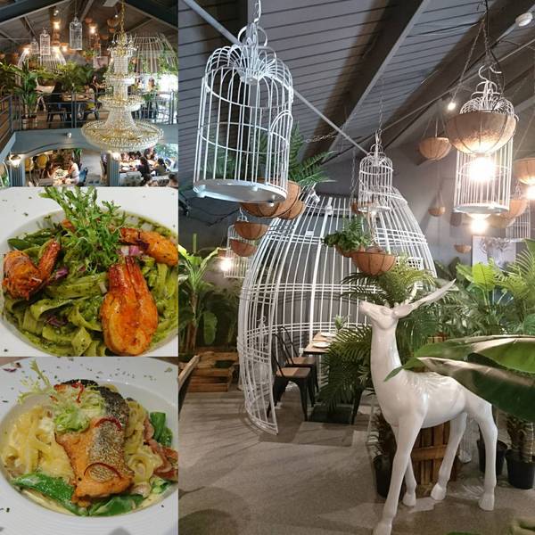 J.C.co藝術廚房:高雄~J.C.co藝術廚房~走進童話般的夢幻森林~鳥籠白鹿造景美到令人驚豔~CP值超高的主題餐廳~