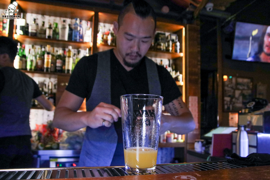 鹽埕區 酒館 駁二 創意 懷舊復古 捷運-8947.jpg