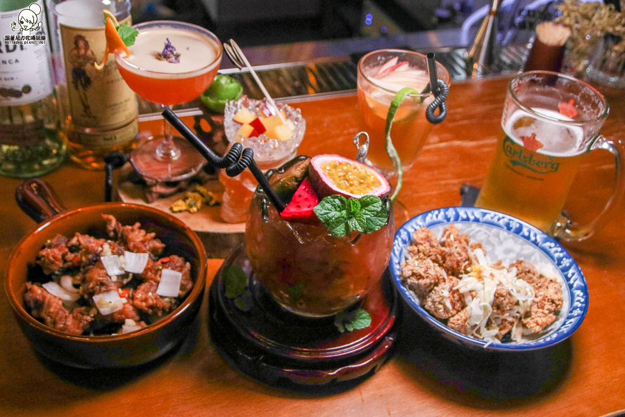 鹽埕區 酒館 駁二 創意 懷舊復古 捷運-9214.jpg