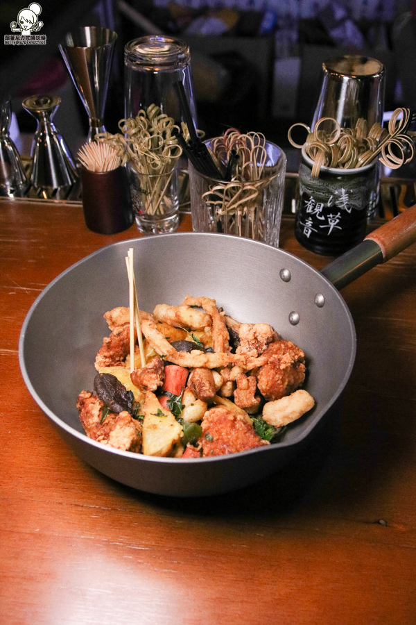 鹽埕區 酒館 駁二 創意 懷舊復古 捷運-8903.jpg