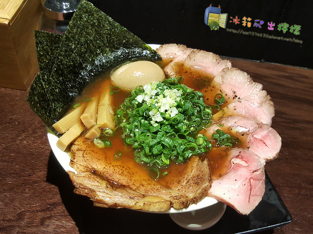 20170910_205933_36306034654_o