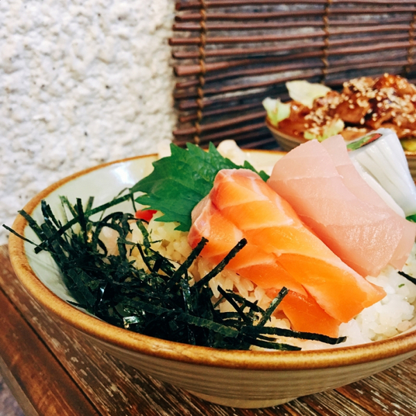 小食憩日式料理：小食憩日式料理｜松山區八德路｜沙拉充滿驚喜