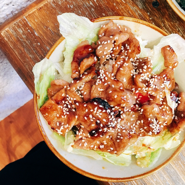 小食憩日式料理：小食憩日式料理｜松山區八德路｜沙拉充滿驚喜