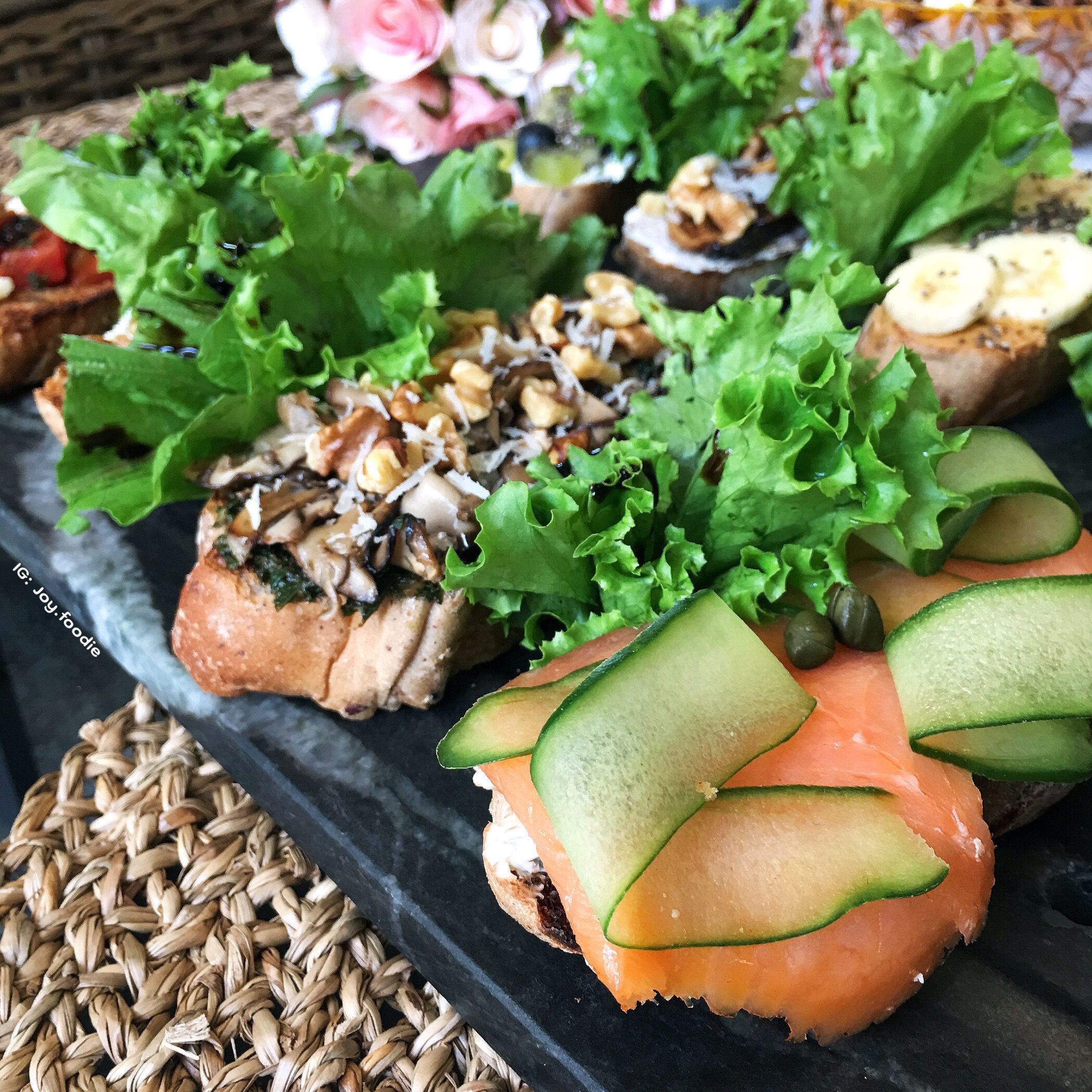 『台北大安區』YUCCA CAFE 超美的環境，適合聚會的好地方。真材實料的健康料理在這裡！