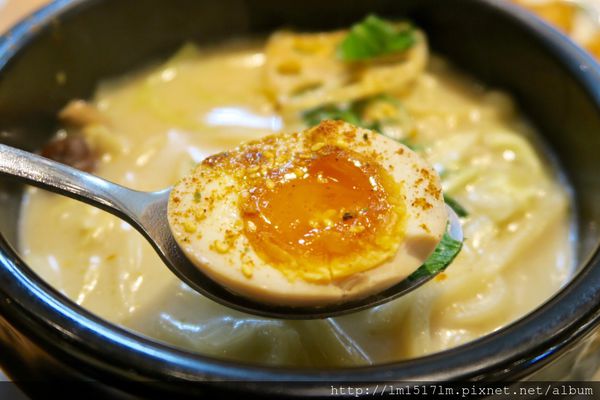 【台中豐原區】藏身在愛買內の咖哩燒飯 『口力口里迷人燒飯愛買豐原店』