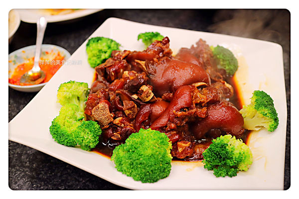 【台北美食】滕老私廚 ~ 超值無菜單料理．採預約制❤ 新店木柵交界處 - 捷運七張站