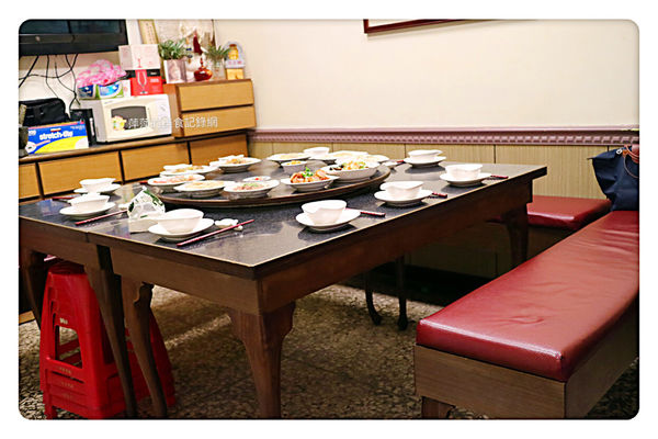 【台北美食】滕老私廚 ~ 超值無菜單料理．採預約制❤ 新店木柵交界處 - 捷運七張站