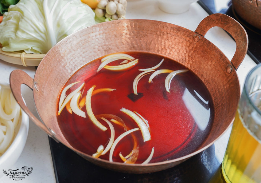 毛房 蔥柚鍋 ✕奈良美智收藏展記者會:台南奈良美智搶先看!!品味《納涼美智柚子塔》創意專屬甜點 @緹雅瑪 美食旅遊趣