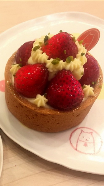 Glocke Bakery手做甜點工作室:Glocke Bakery手做甜點工作室-頭一間甜點店能讓我一訪再訪 吃的不只是美味 更是對甜點的堅持 最近有黃阿瑪的分身大瑪到店喔!!