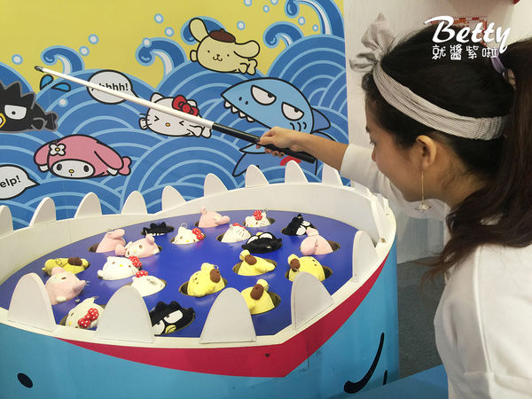 HELLO KITTY GO AROUND!!歡樂嘉年華 (27).jpg