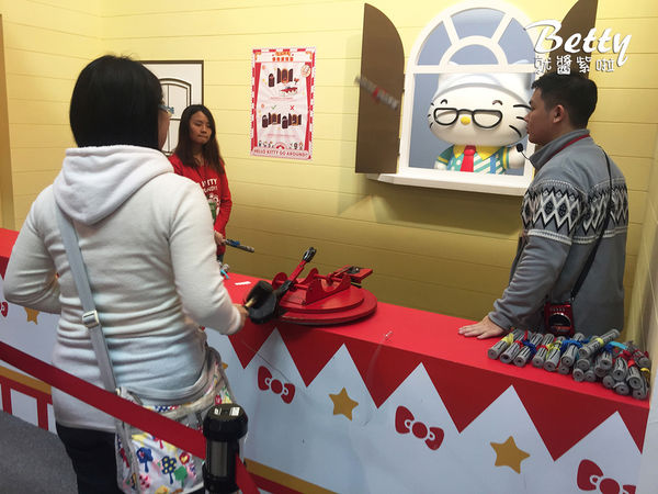 HELLO KITTY GO AROUND!!歡樂嘉年華 (22).jpg