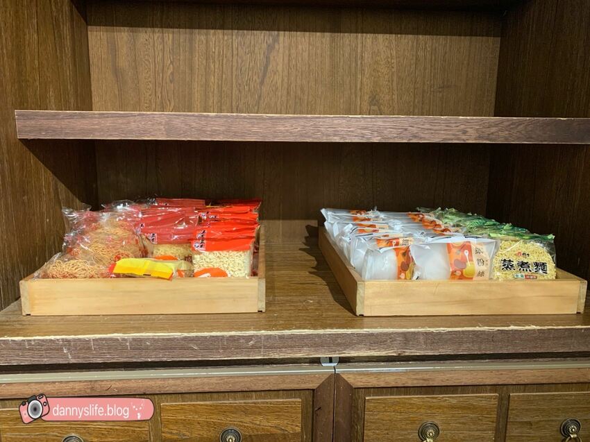 打狗霸 | 台北美食。犇鮮焱大胃王$598/野生黑鮪魚吃到飽 - 丹尼的吃喝玩樂