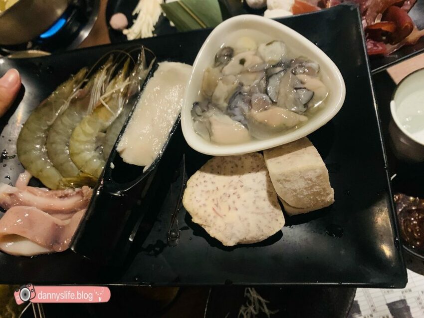 打狗霸 | 台北美食。犇鮮焱大胃王$598/野生黑鮪魚吃到飽 - 丹尼的吃喝玩樂