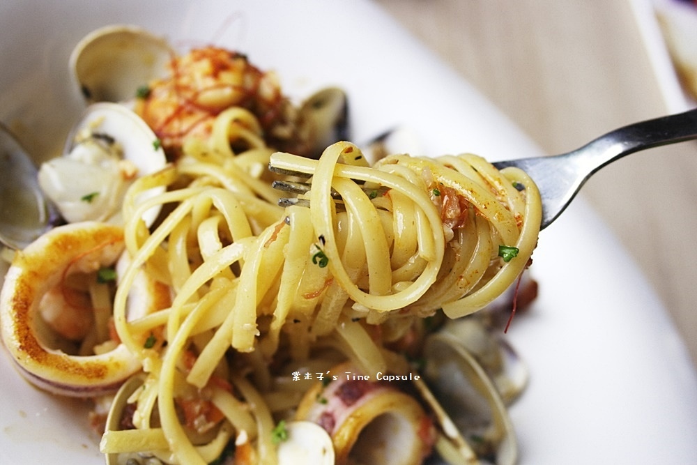 [台南新營]Le marée 拉蔴里- 氣氛棒、餐點佳，隱身小巷道裡一家令人驚艷的餐廳!