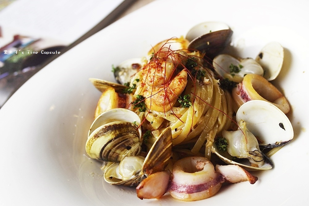 [台南新營]Le marée 拉蔴里- 氣氛棒、餐點佳，隱身小巷道裡一家令人驚艷的餐廳!