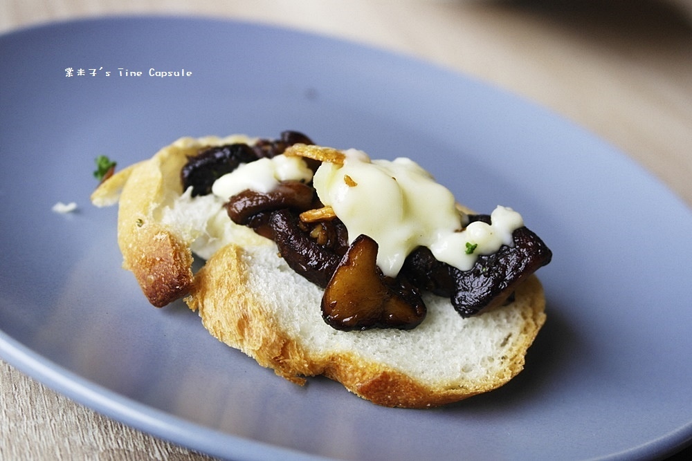 [台南新營]Le marée 拉蔴里- 氣氛棒、餐點佳，隱身小巷道裡一家令人驚艷的餐廳!