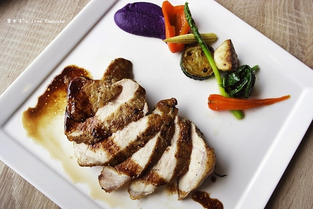 [台南新營]Le marée 拉蔴里- 氣氛棒、餐點佳，隱身小巷道裡一家令人驚艷的餐廳!