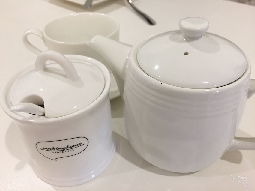 台南北區早午餐咖啡廳推薦，噠慷咖啡館cafe.com|