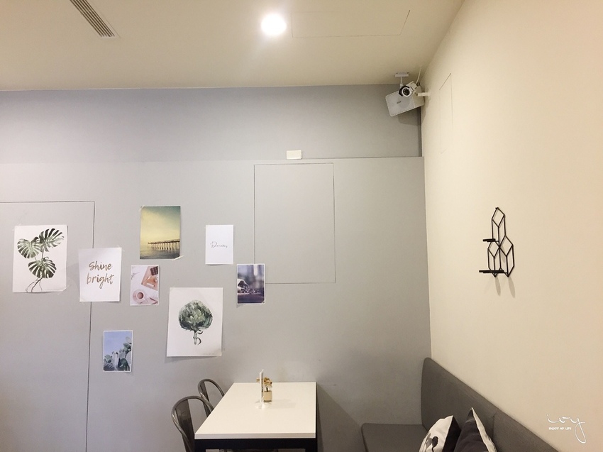 台南北區早午餐咖啡廳推薦，噠慷咖啡館cafe.com|